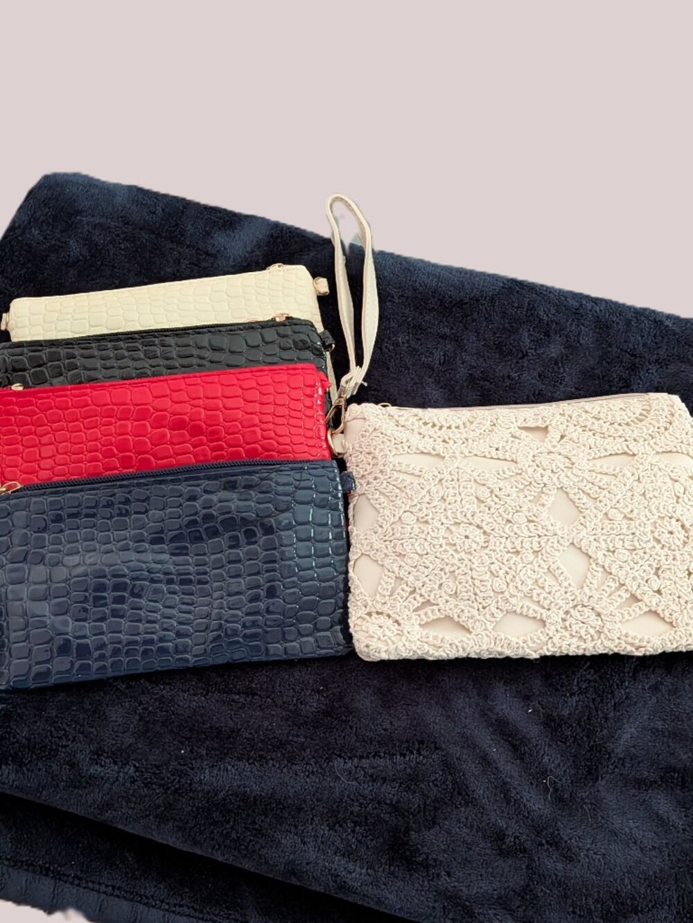 Set of 1 Small Purse and 4 makeup bags/wallets